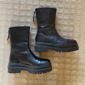 Chunky Leather boots size 6
